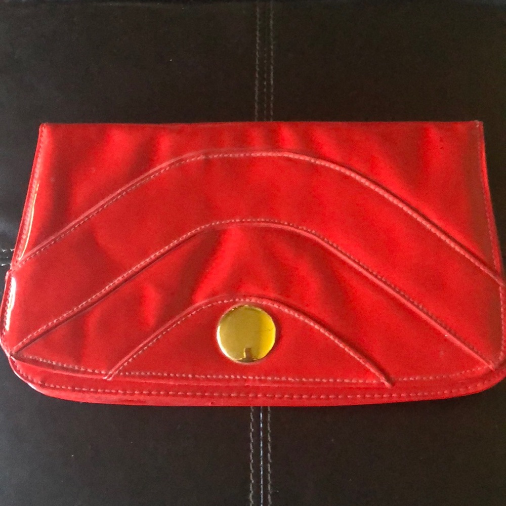 Vintage 1980’s red patent clutch